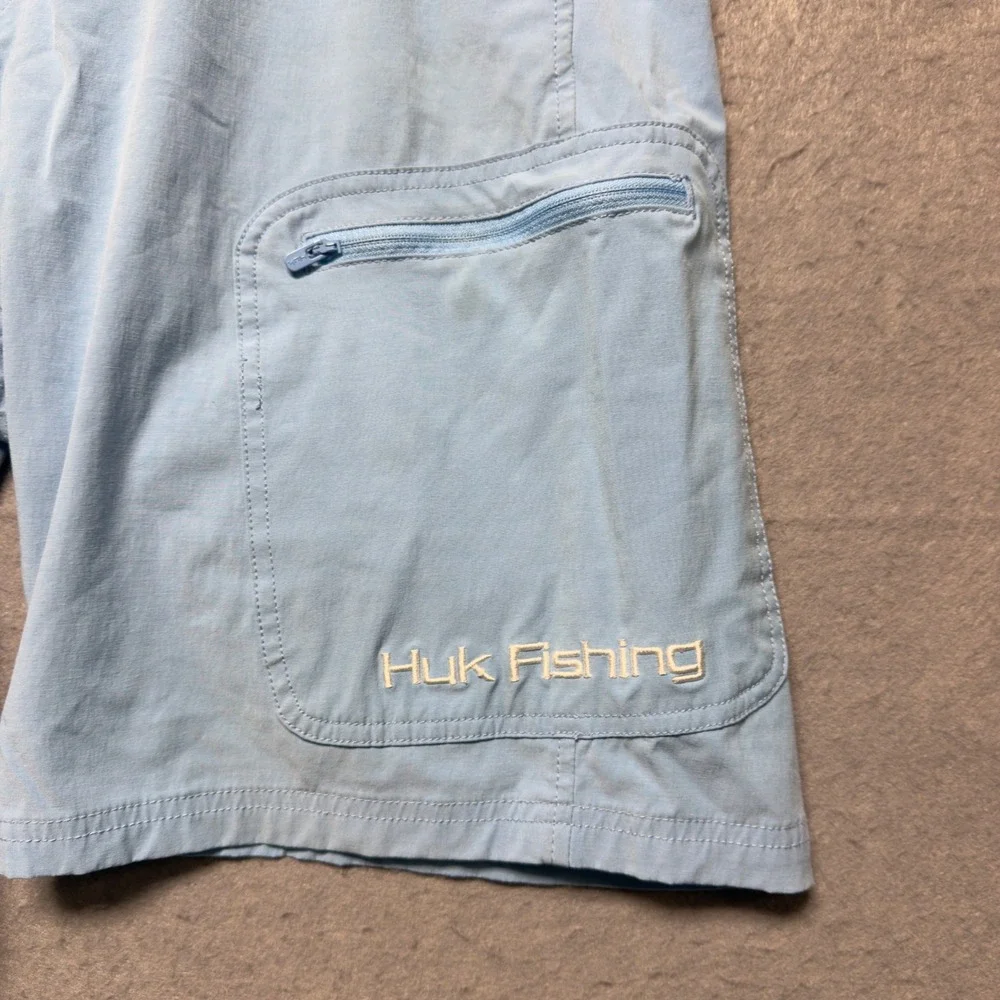 Huk Performance Fishing Shorts Men XXL Light Blue Zippered Cargo Pockets 38